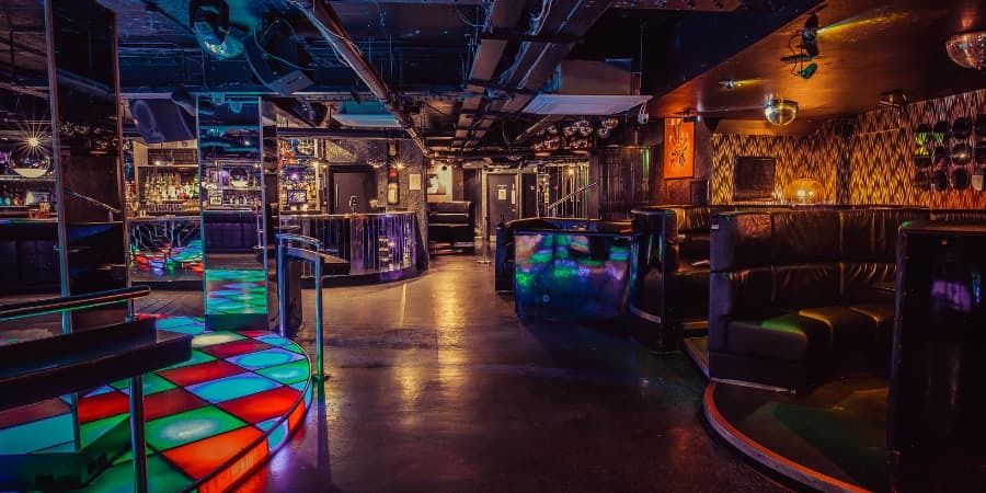 10 Fab Bars Near Oxford Street Hire Now