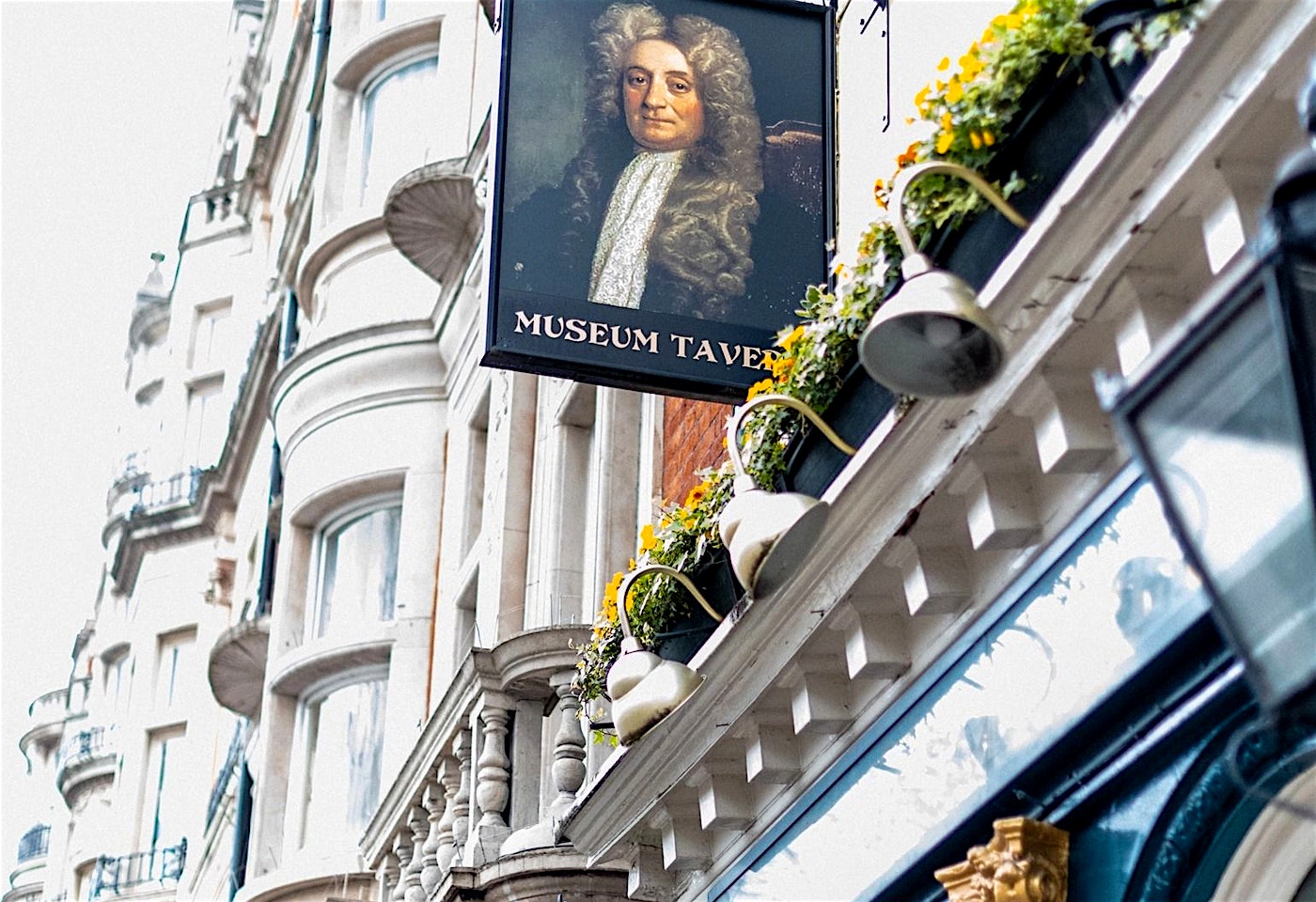 exterior of the museum tavern bloomsbury bar