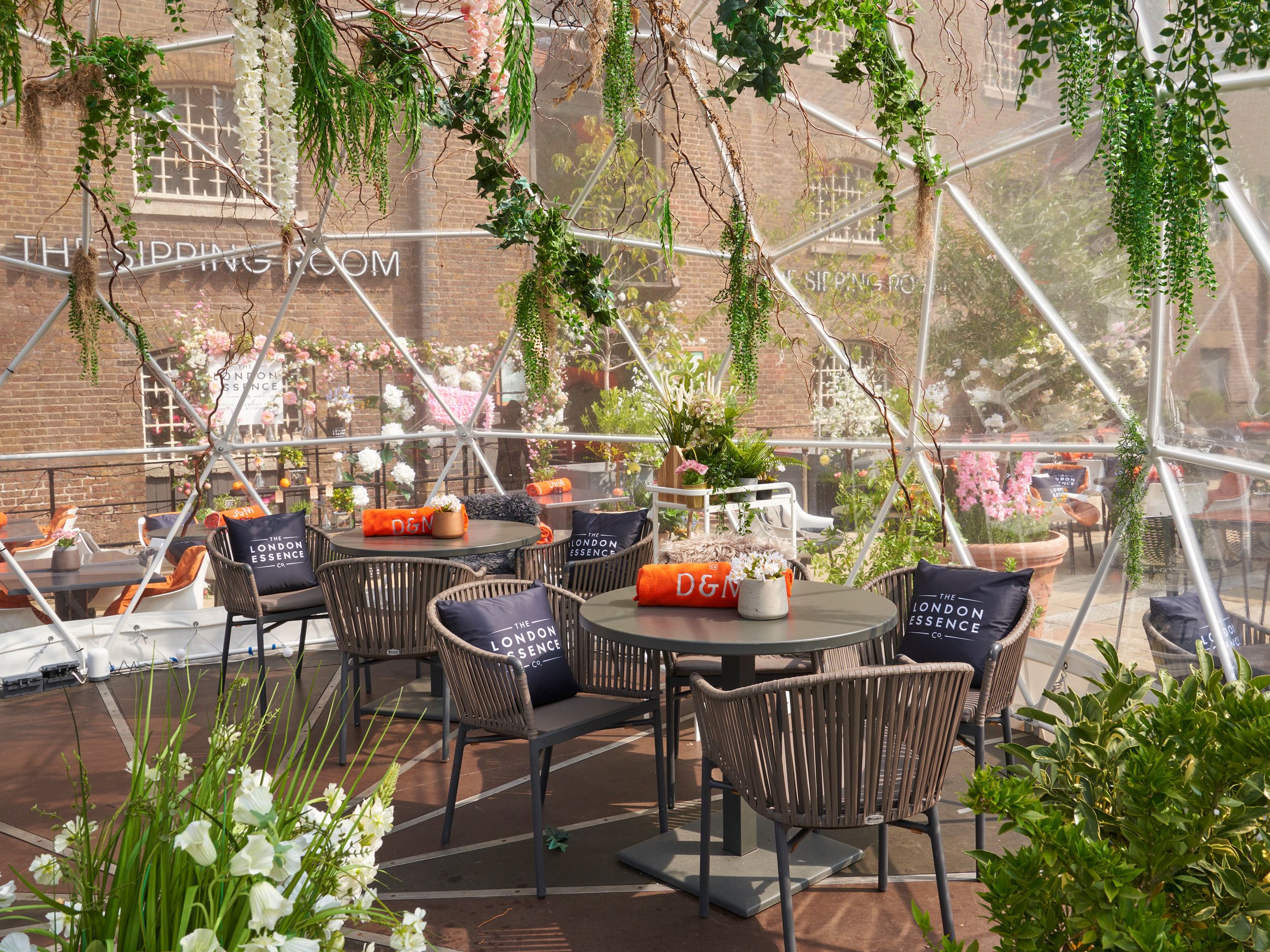 private dining at the sipping room west india quay in canary wharf in london