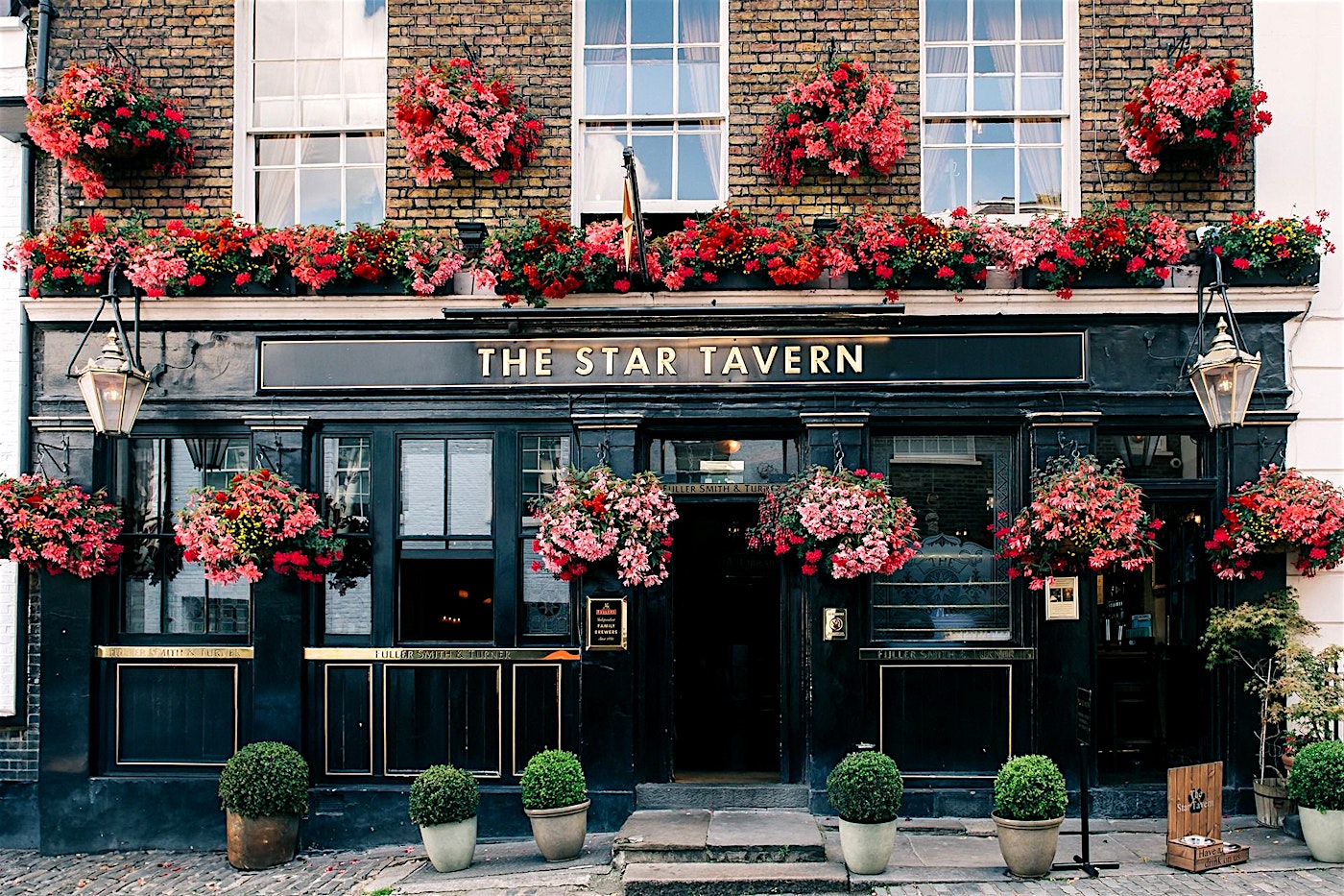 exterior of the star tavern belgravia london bar