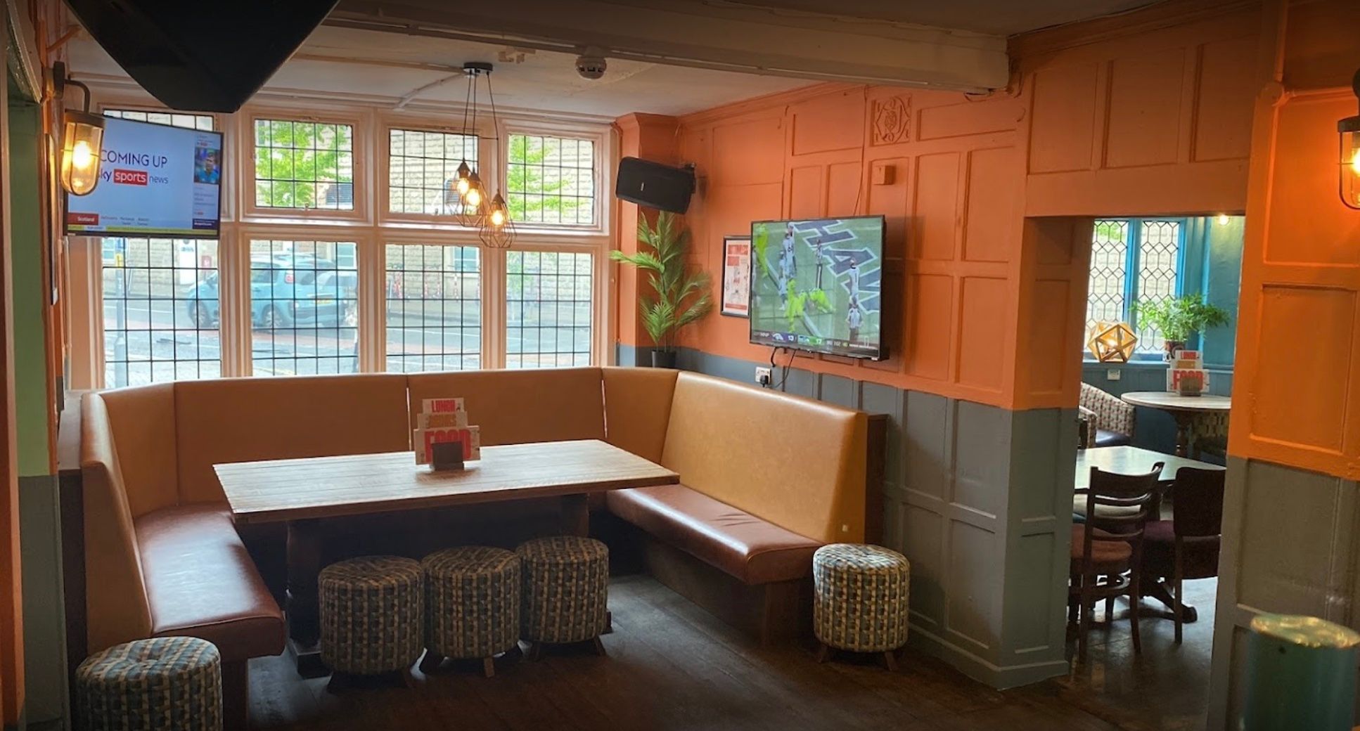 the white harte bristol sports bars 1