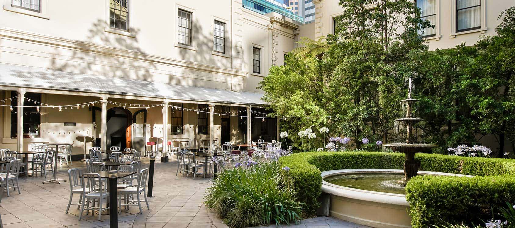 Courtyard, Treasury 18601