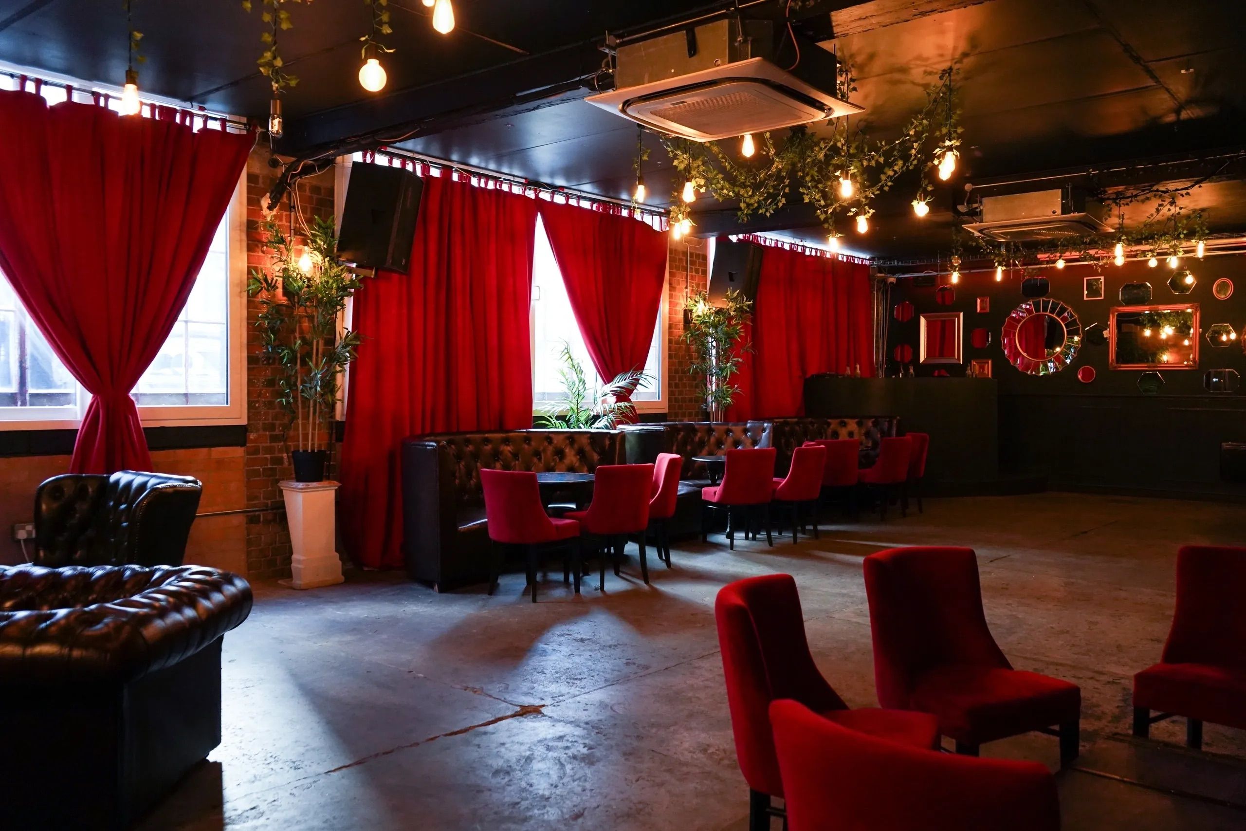 A speak-easy style venue for your big birthday blowout: U7 Lounge 1