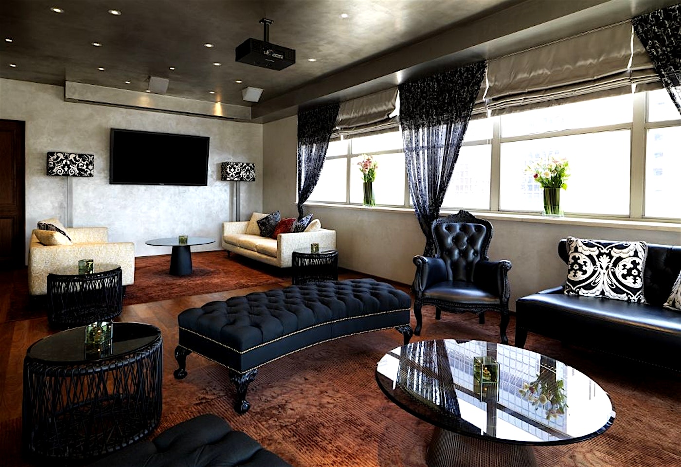 A garden oasis rooftop dining in Manhattan: Upstairs image 2