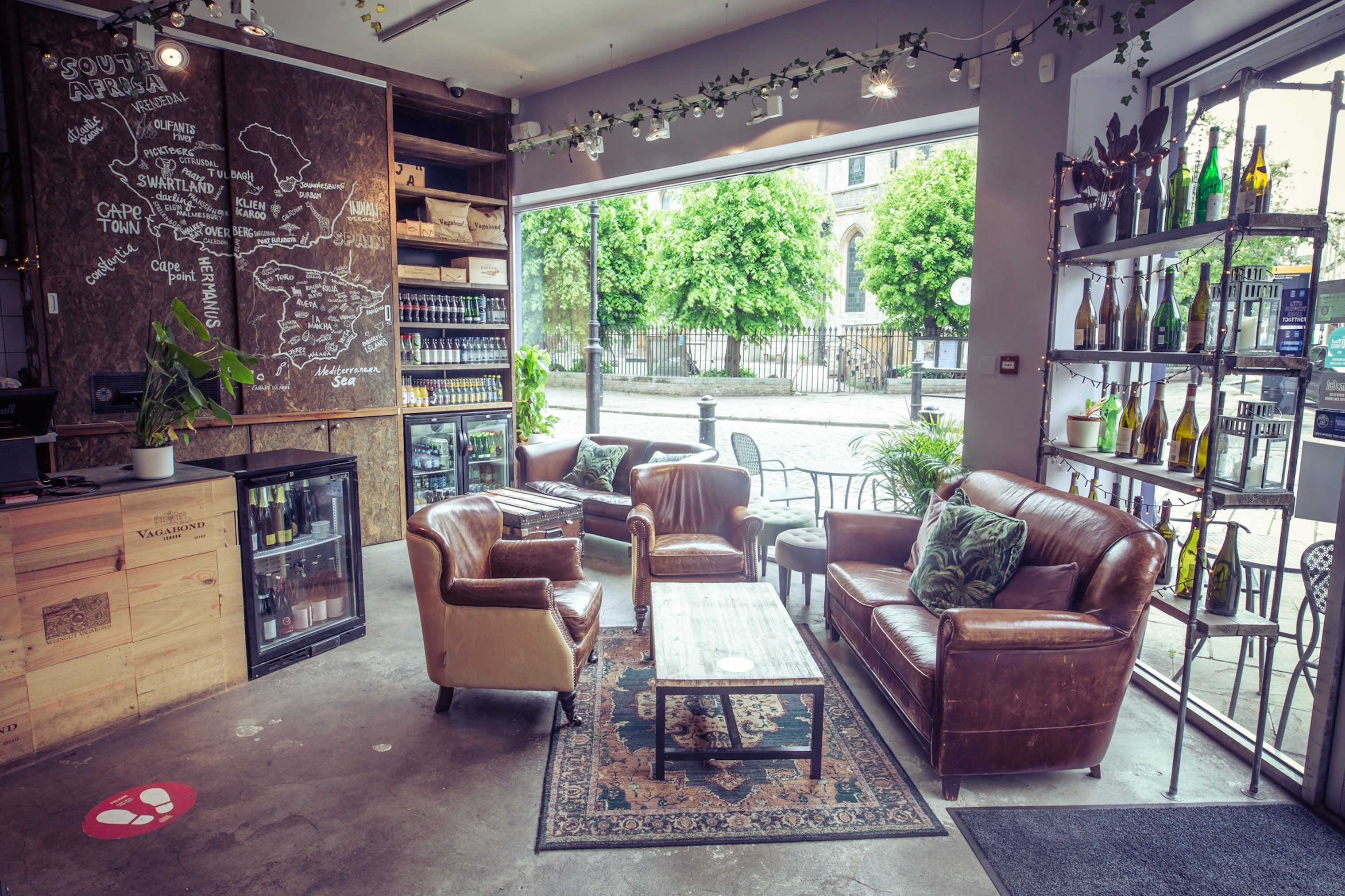 Our selection of the best Fulham wine bars