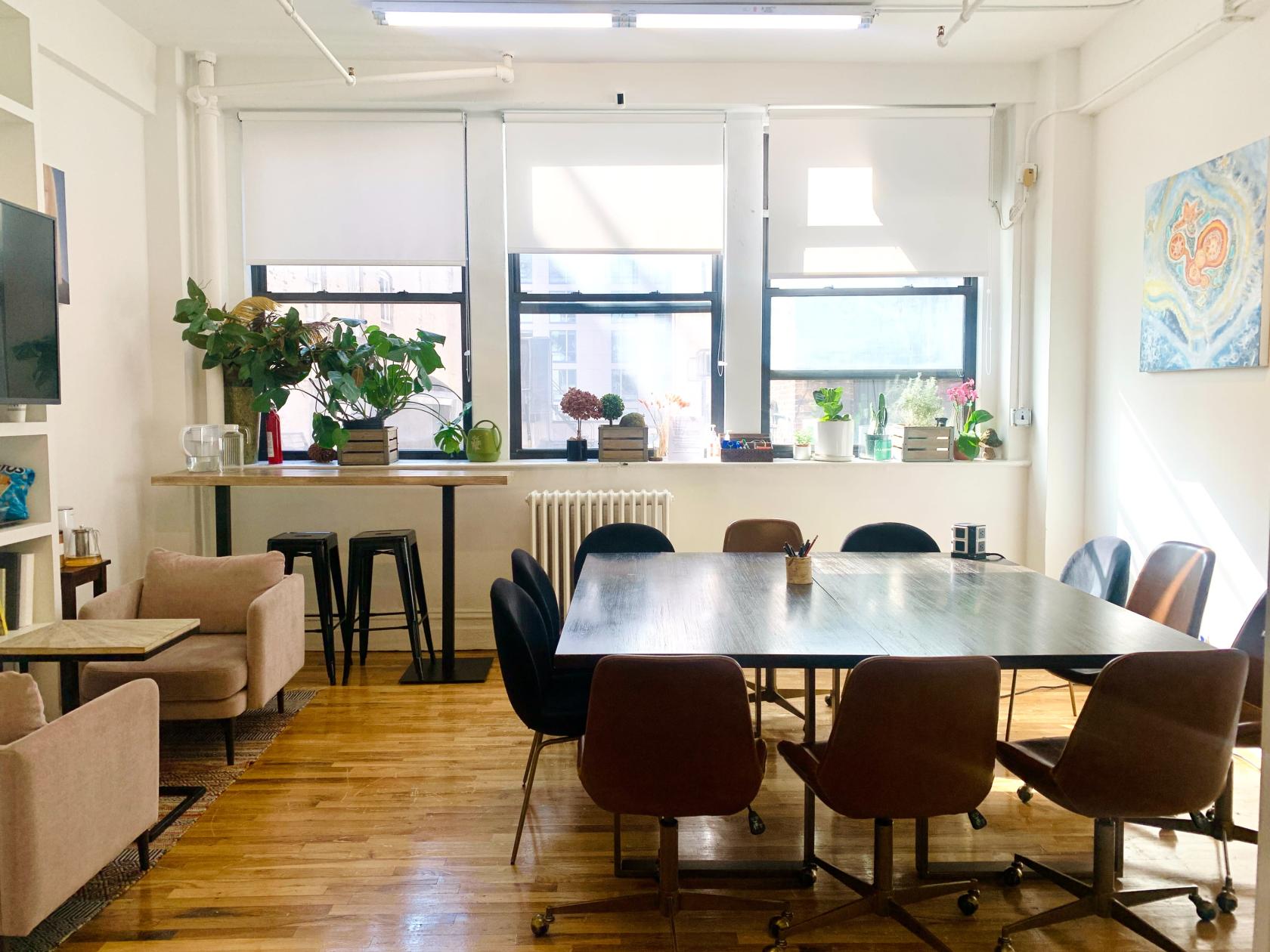 The cozy meeting room bordering Chelsea and Flatiron: VillageOneArt1