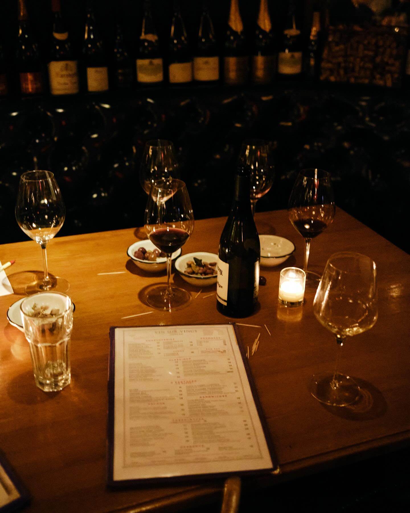 People watching and wine pairings: Vin Sur Vingt Bistro  image 2
