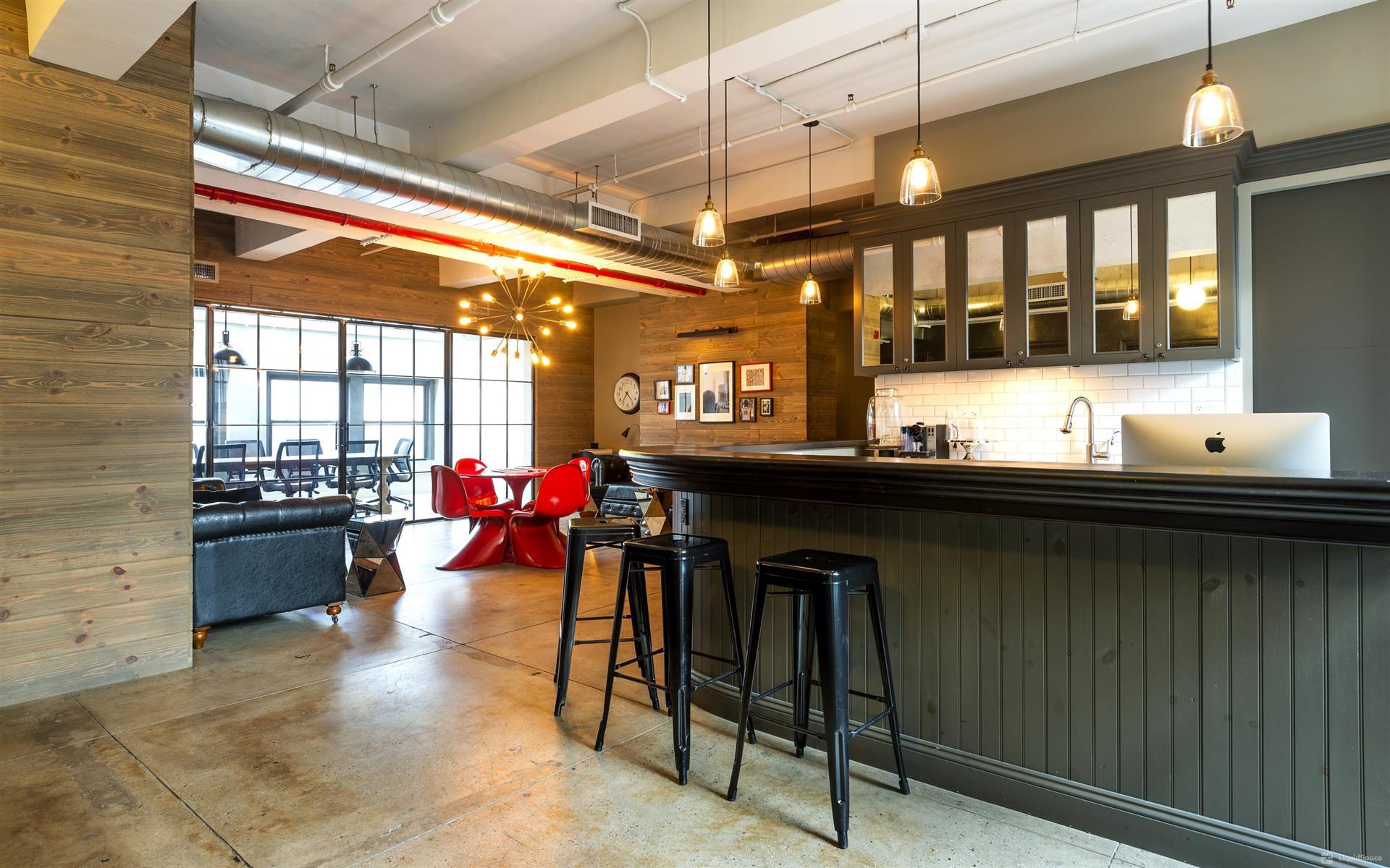 Suspiciously affordable meeting rooms near Times Square: WorkHouse NYC 1